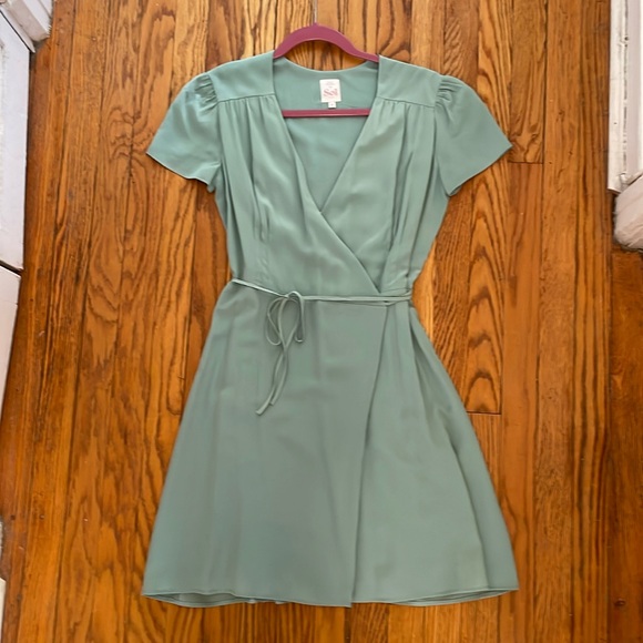 Soi Paris Seafoam Green Silk Wrap Dress in size 38 Medium - Picture 2 of 7